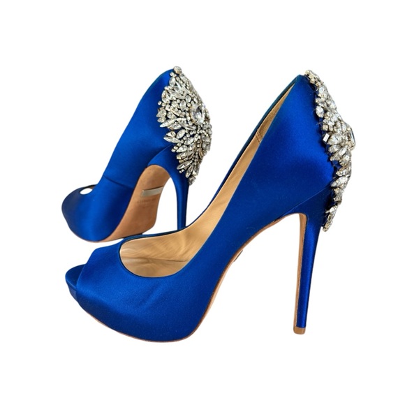 Badgley Mischka Kiara Satin Evening Pump - Picture 3 of 12